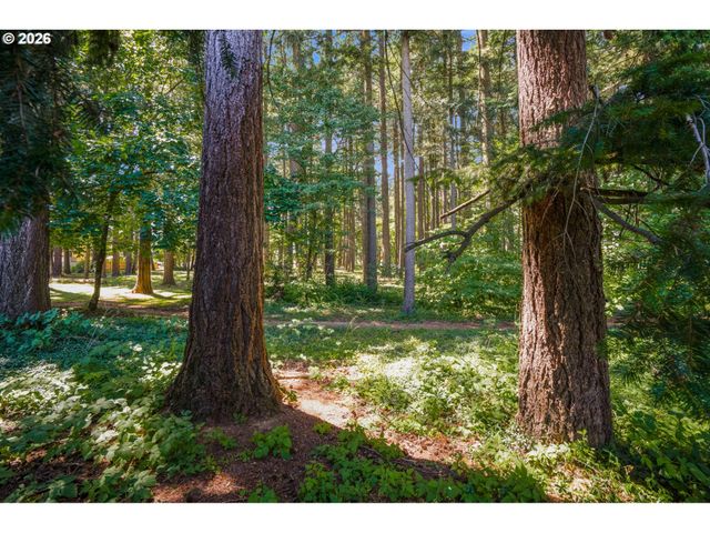 2301 Ne 130TH Ave, Portland, OR 97230