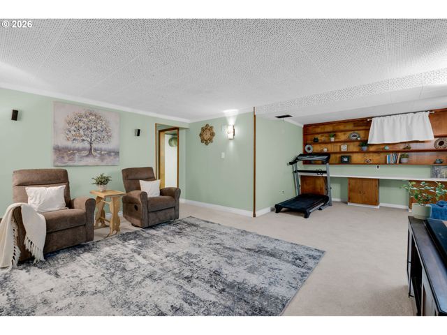 2301 Ne 130TH Ave, Portland, OR 97230