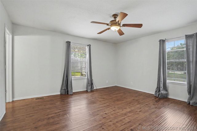 2003 N Main Street, Owasso, OK 74055