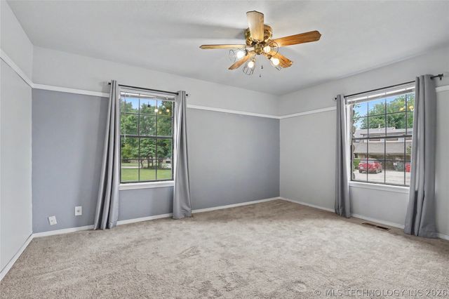 2003 N Main Street, Owasso, OK 74055