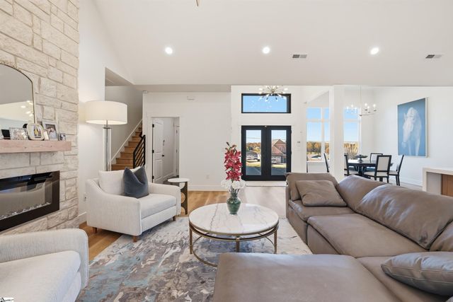 128 Cothran Road, Inman, SC 29349