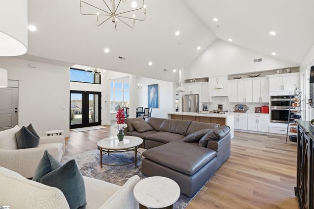 128 Cothran Road, Inman, SC 29349