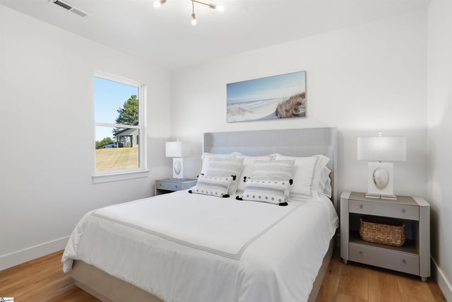 128 Cothran Road, Inman, SC 29349