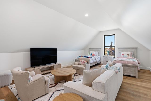 128 Cothran Road, Inman, SC 29349