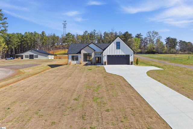 128 Cothran Road, Inman, SC 29349
