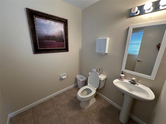 502 E AIRPORT BOULEVARD, Sanford, FL 32773