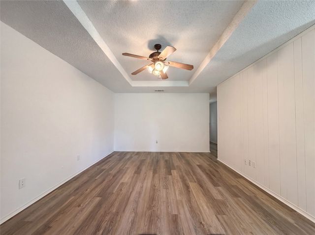 6304 Big Springs Drive, Arlington, TX 76001