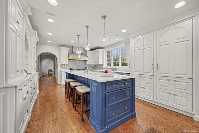 2 Park Drive S, Rye, NY 10580