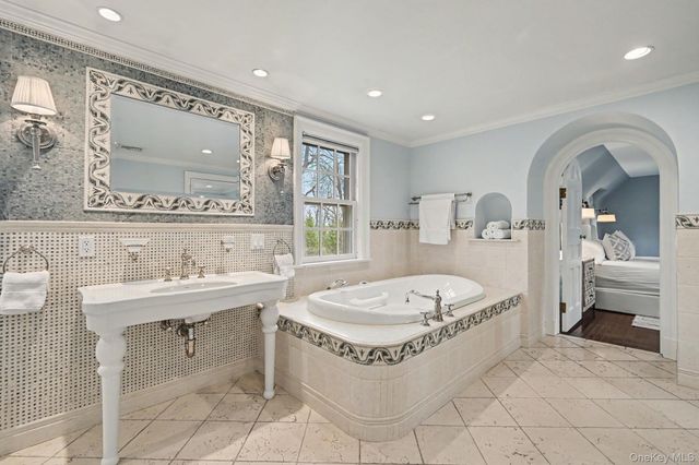 2 Park Drive S, Rye, NY 10580