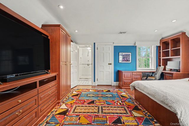 2 Park Drive S, Rye, NY 10580