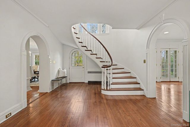 2 Park Drive S, Rye, NY 10580