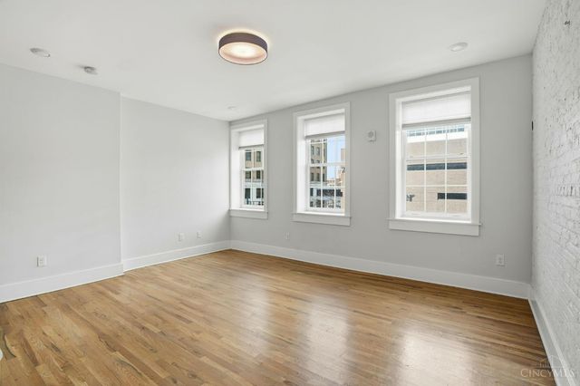 11 E Court Street, Cincinnati, OH 45202