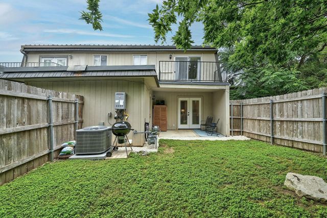 702 Castle Ridge RD B, Austin, TX 78746