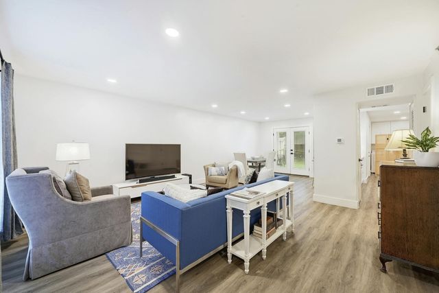 702 Castle Ridge RD B, Austin, TX 78746