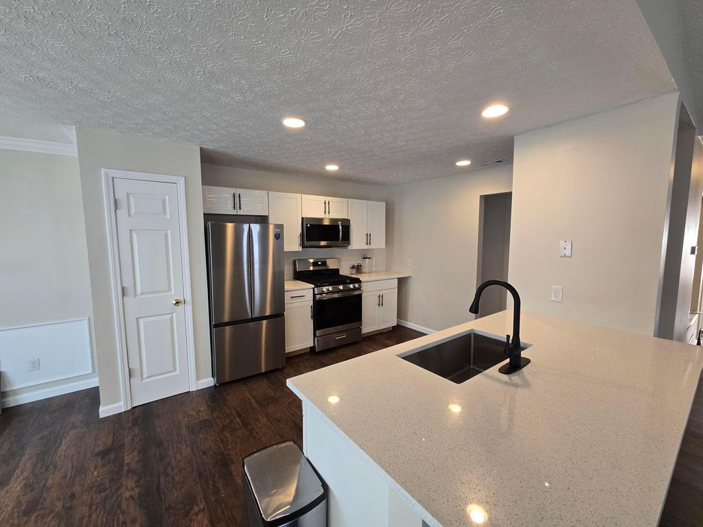 3422 Smileys Corner, Hilliard, OH 43026