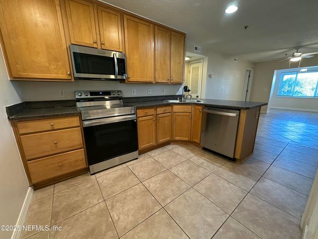 210 11TH Avenue N 204S, Jacksonville Beach, FL 32250
