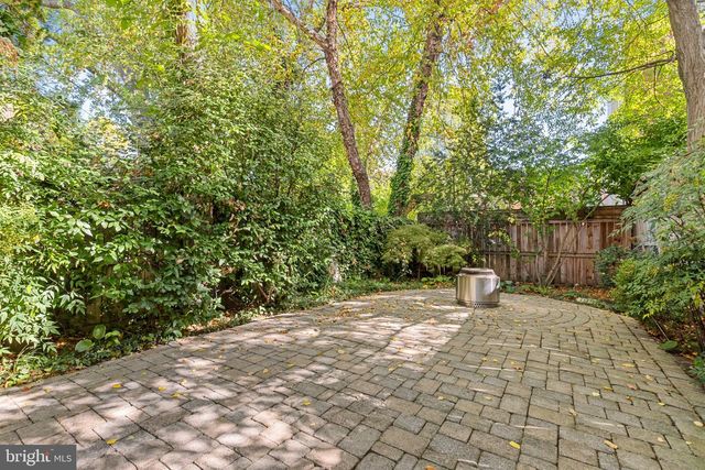 1405 31ST ST NW, Washington, DC 20007
