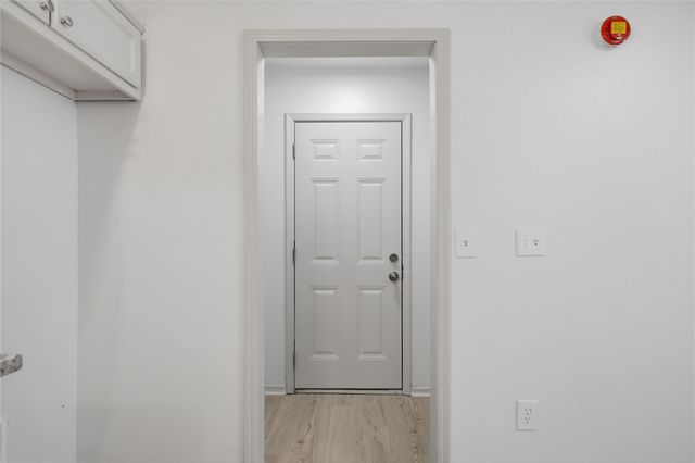 5715 Vancouver Place, Tulsa, OK 74107