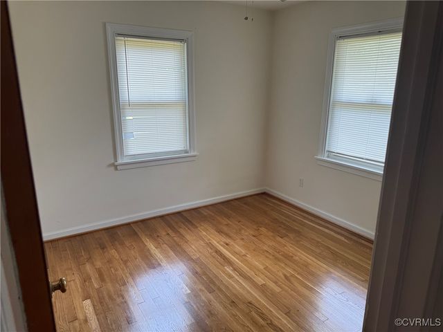 516 Kramer Dr, Highland Springs, VA 23075