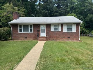 516 Kramer Dr, Highland Springs, VA 23075