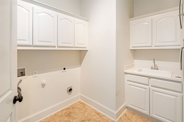 2209 Lady Cornwall Drive, Lewisville, TX 75056