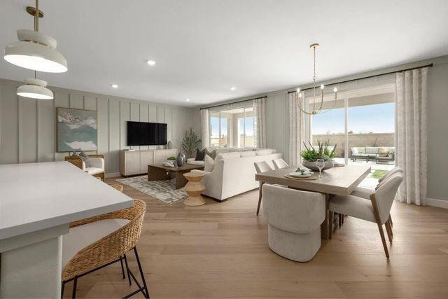 2221 S Cindy Avenue, Fresno, CA 93725