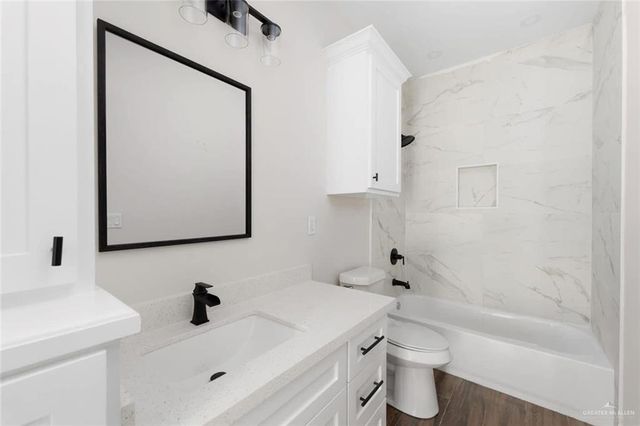 601 E Allende Avenue, Roma, TX 78584