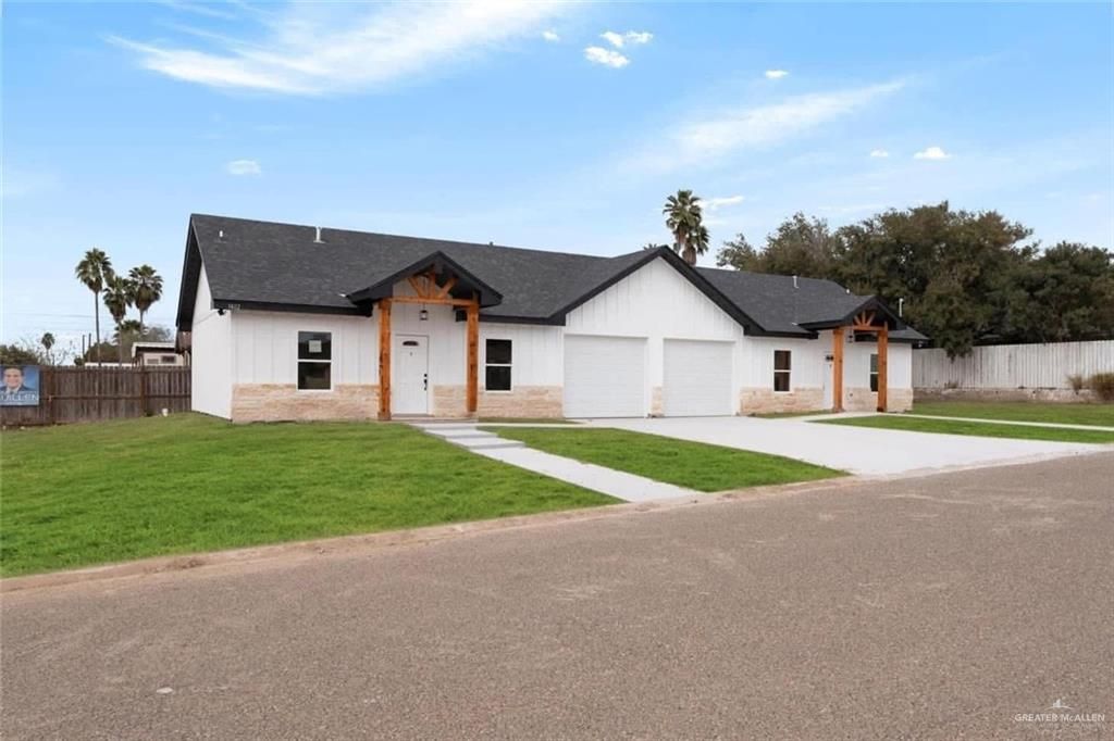 601 E Allende Avenue, Roma, TX 78584