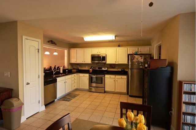 6729 Village Green DR, Roanoke, VA 24019