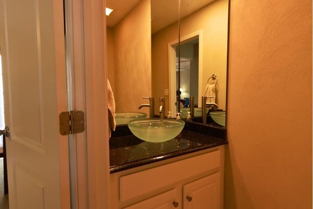 6729 Village Green DR, Roanoke, VA 24019