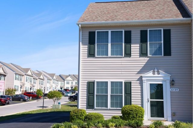 6729 Village Green DR, Roanoke, VA 24019