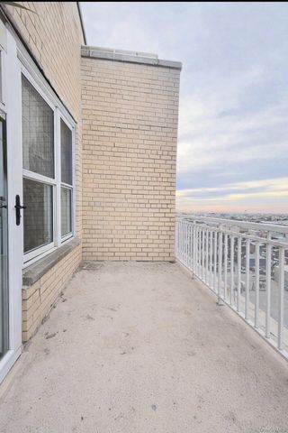 700 Shore Road 7N, Long Beach, NY 11561