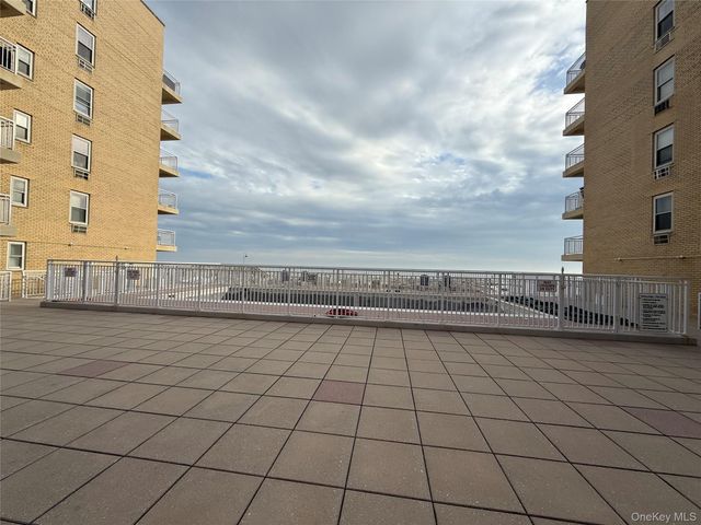 700 Shore Road 7N, Long Beach, NY 11561
