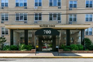 700 Shore Road 7N, Long Beach, NY 11561