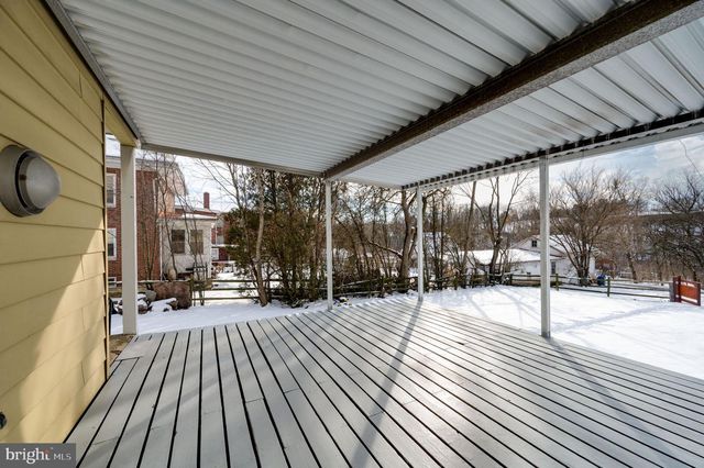 2215 MAIN ST, Mohrsville, PA 19541