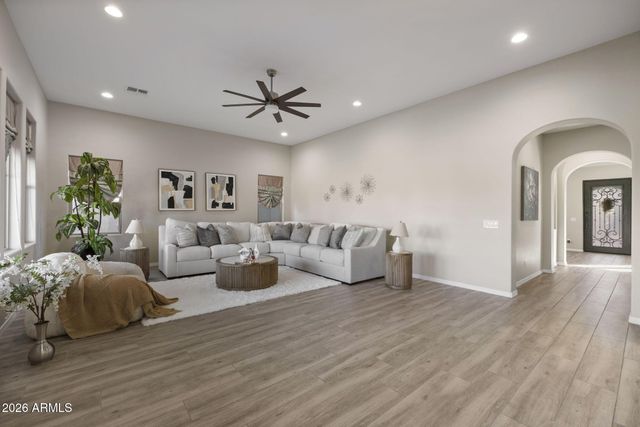 3554 E GEMINI Place, Chandler, AZ 85249