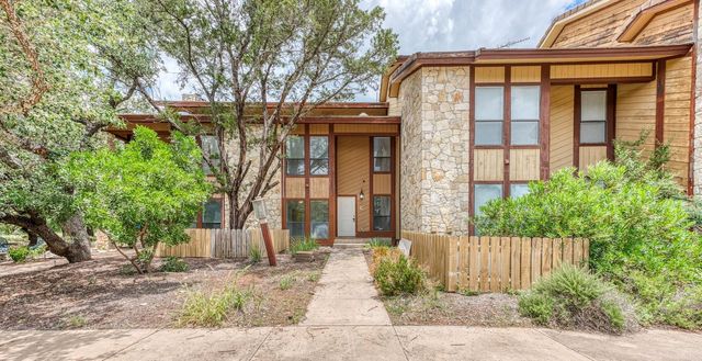 901 Cheyenne C, Horseshoe Bay, TX 78657