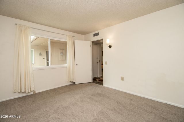 18206 N STONEBROOK Drive, Sun City West, AZ 85375