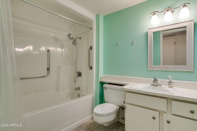 18206 N STONEBROOK Drive, Sun City West, AZ 85375