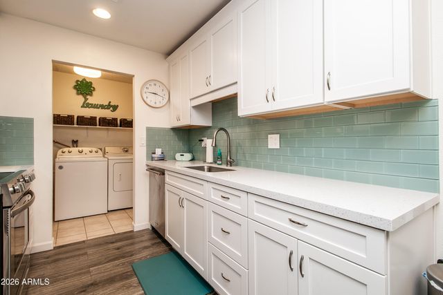 18206 N STONEBROOK Drive, Sun City West, AZ 85375