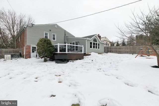 1304 GAINSBORO CIR, Bala Cynwyd, PA 19004