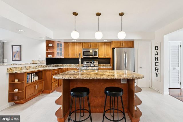 1304 GAINSBORO CIR, Bala Cynwyd, PA 19004