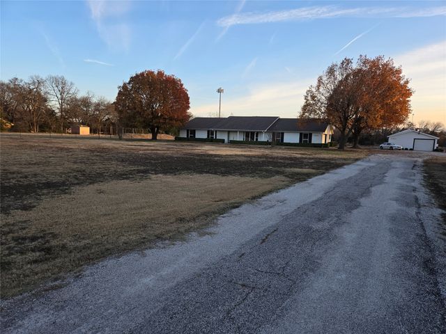 2252 County Road 342, Mckinney, TX 75071