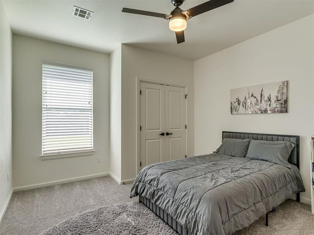 208 Braxton Way, Yukon, OK 73099
