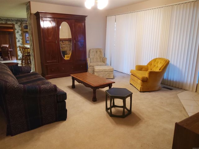 220 Beachview Circle, Hot Springs, AR 71913