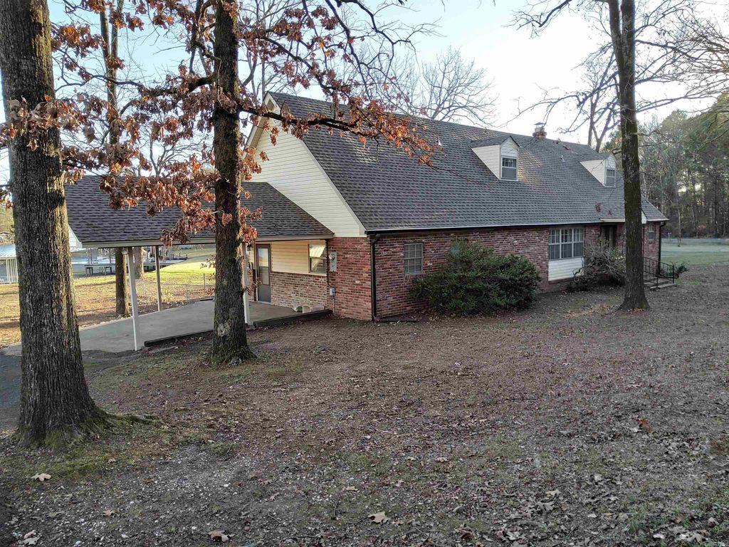 220 Beachview Circle, Hot Springs, AR 71913