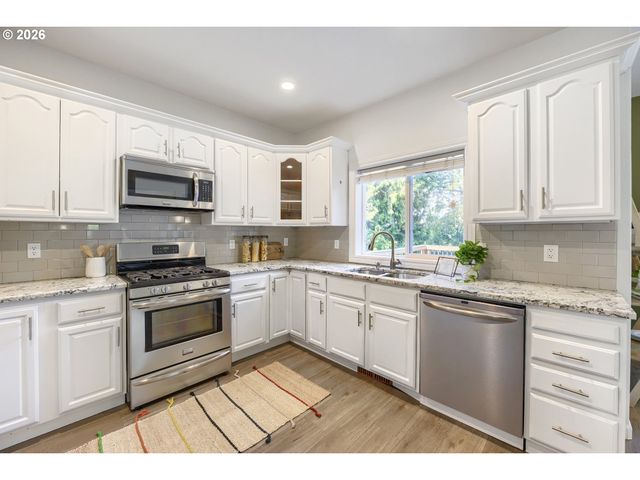 23792 Sw SCOTT RIDGE Ter, Sherwood, OR 97140