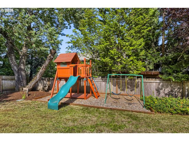 23792 Sw SCOTT RIDGE Ter, Sherwood, OR 97140