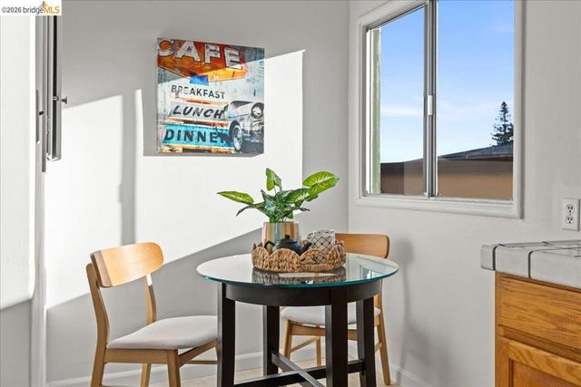 3118 Monticello Ave, Oakland, CA 94619