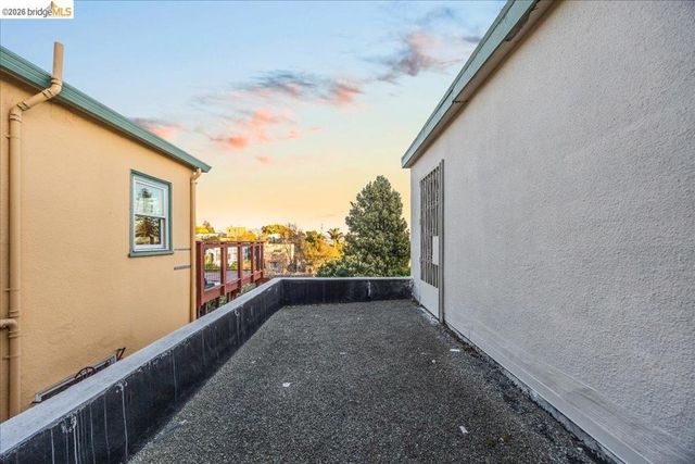 3118 Monticello Ave, Oakland, CA 94619